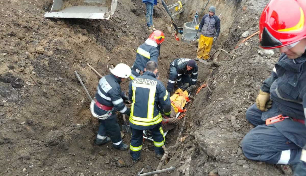 Maga alá temetett a föld két munkást egy építkezésen Brassóban, egyikük meghalt