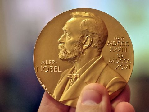 Több mint száz Nobel-díjas szólalt fel a békéért