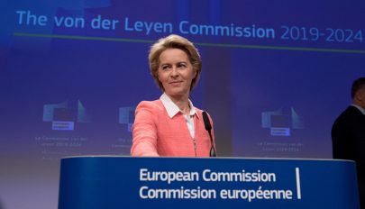 Von der Leyen: az EU 25 milliárd eurós befektetési alapot hoz létre a gazdasági károk enyhítésére