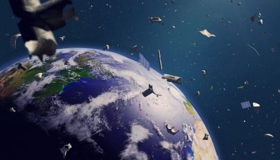 Az űrszemét feltakarítására készül az Európai Űrügynökség