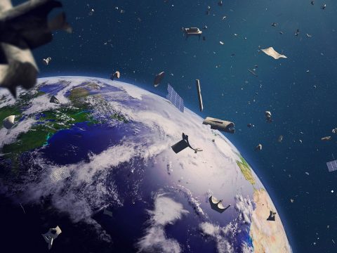 Az Európai Űrügynökség megkezdi az űrszemét eltakarítását