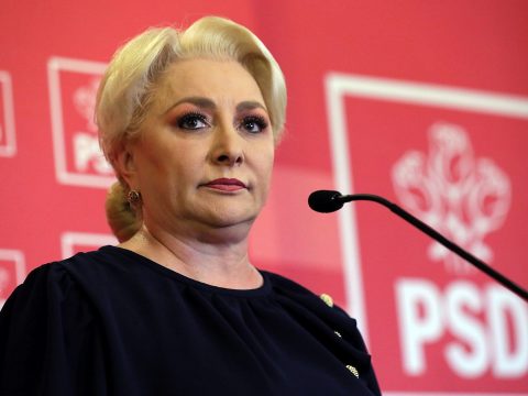 FRISSÍTVE: Nyílt levélben hívja vitára Viorica Dăncilă Klaus Johannist péntek estére