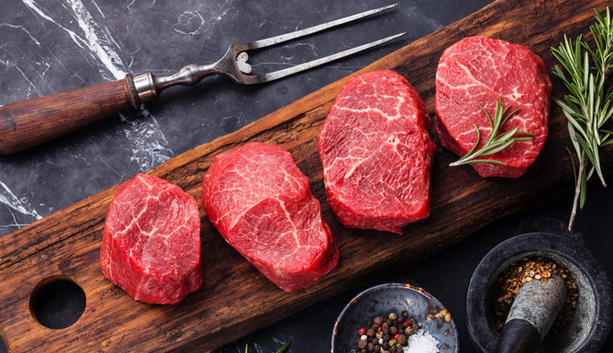 Mégsem veszélyesek az egészségre a vörös húsok?