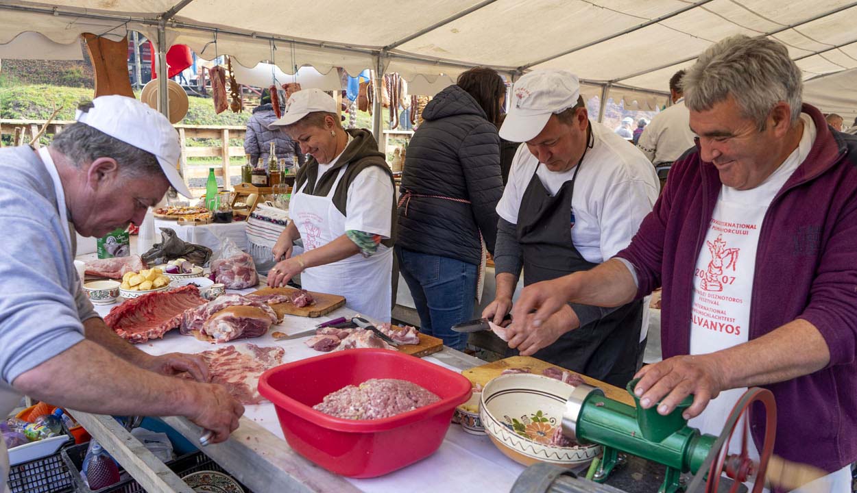 Lezajlott a disznótoros fesztivál