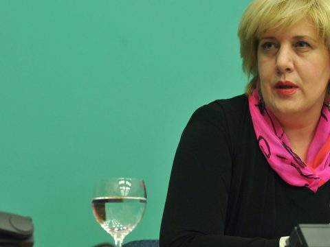 ET-biztos: fel kell lépni a szexista gyűlöletbeszéd ellen