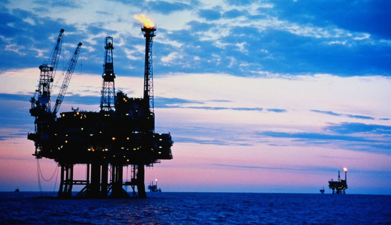 Elfogadta a szenátus a fekete-tengeri földgáz kitermelését szabályozó törvény módosítását