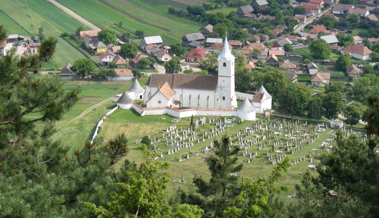 Sírgyalázás a szentléleki temetőben