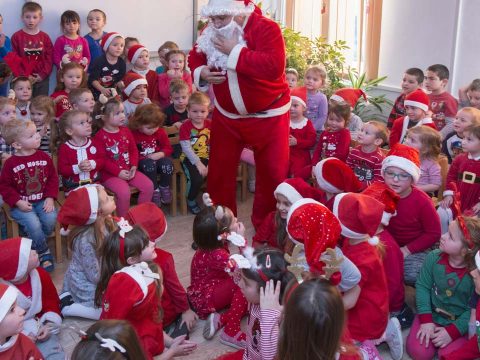 A Wegener Télapója is ajándékozott