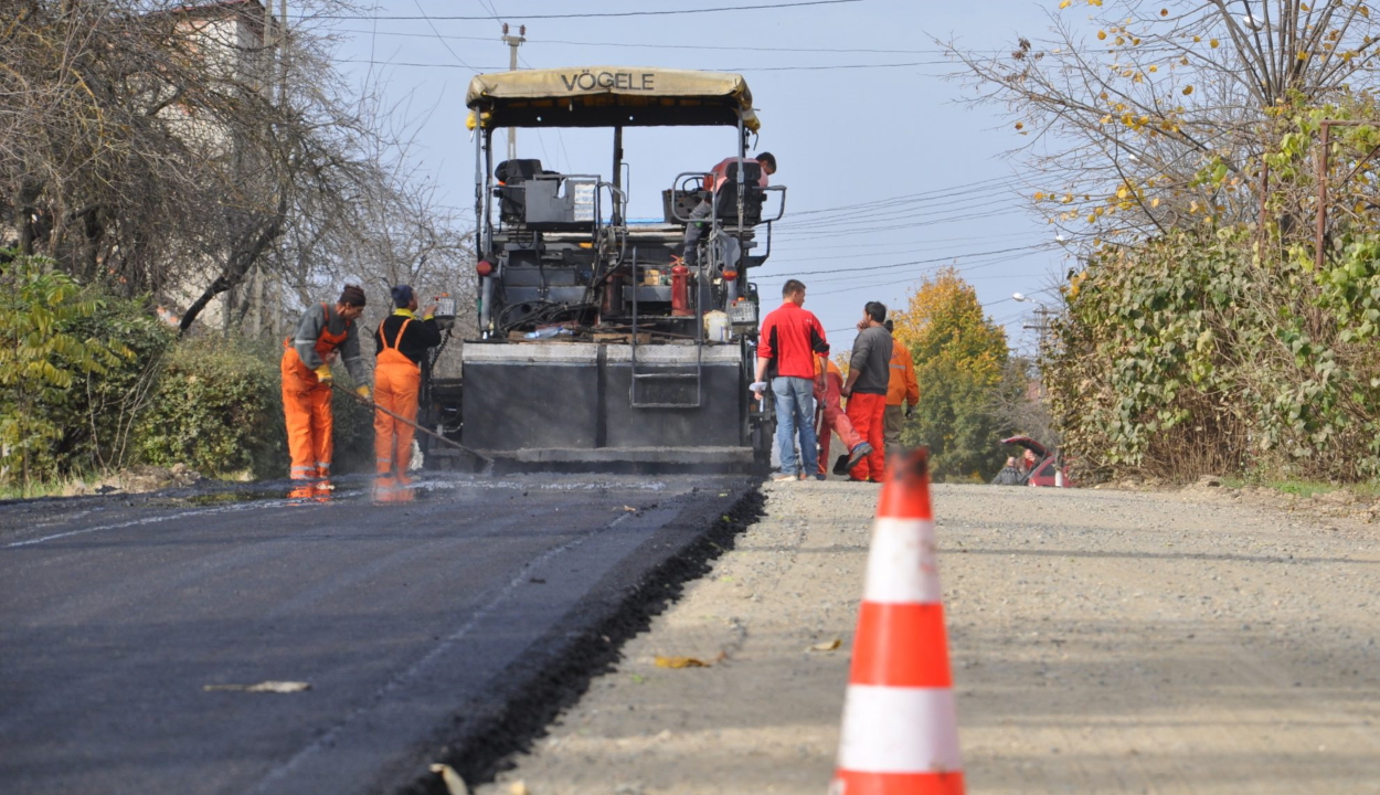 A helyi hatóságok átvehetik a közúti infrastruktúrát érintő helyi érdekeltségű projekteket