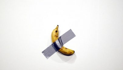 Megette a kiállítás 120 ezer dollárt érő banánját egy látogató