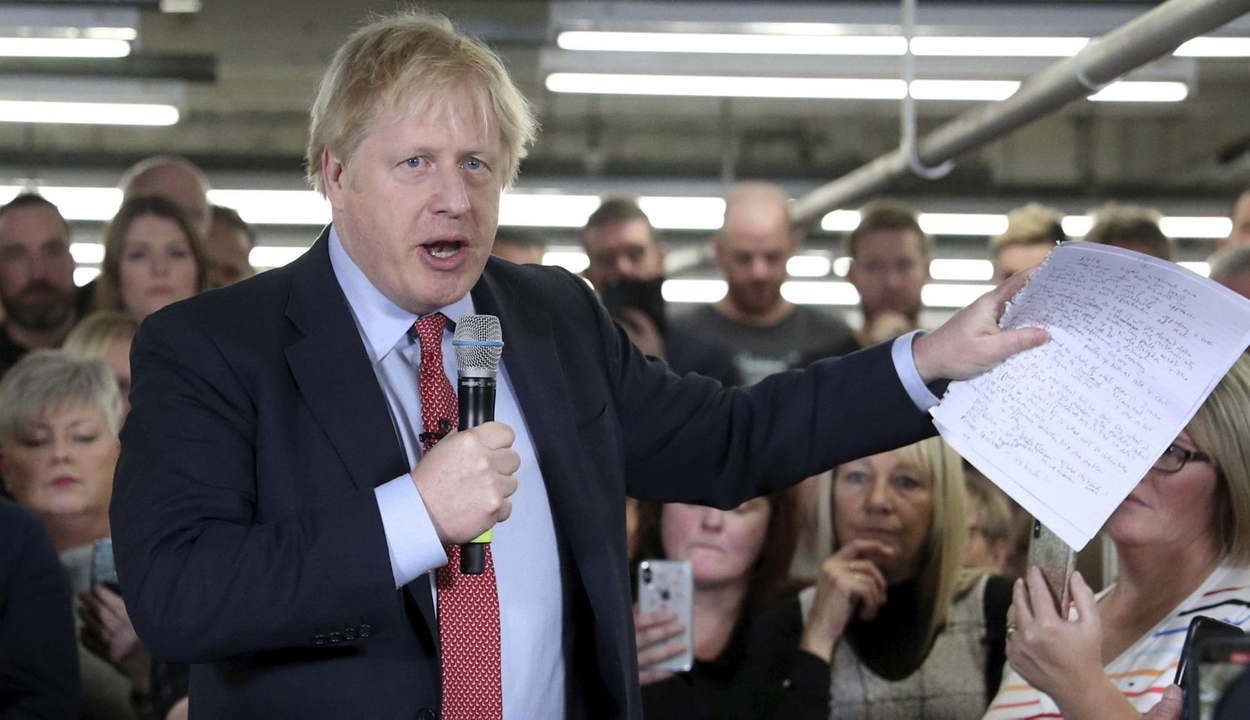Brit választások: jelentős fölénnyel győzött Boris Johnson pártja