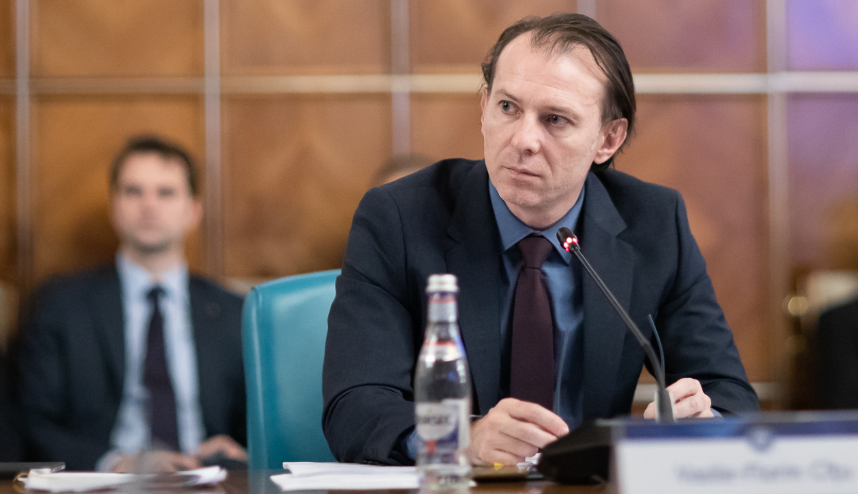 Visszaadta kormányalakítási megbízását Florin Cîţu