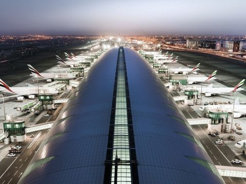 Műanyagmentes lesz a világ egyik legforgalmasabb reptere