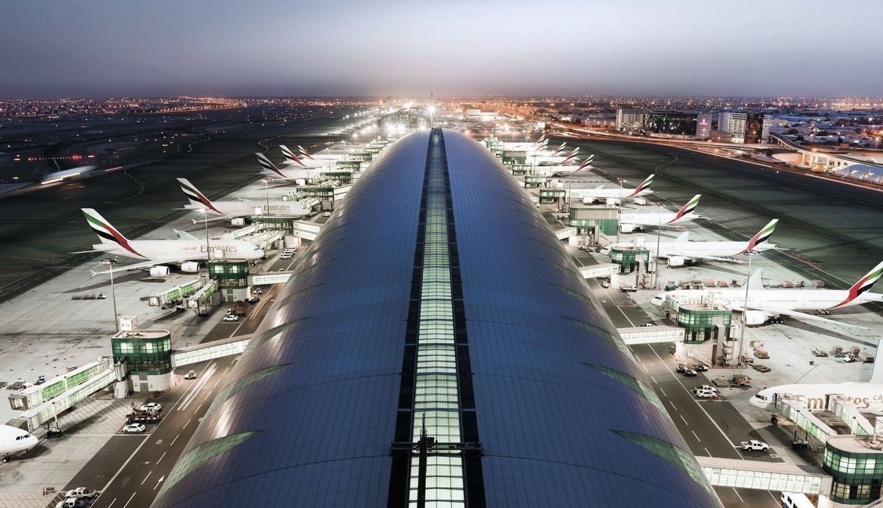 Műanyagmentes lesz a világ egyik legforgalmasabb reptere