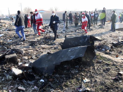 Még a levegőben kigyulladhatott a lezuhant ukrán gép