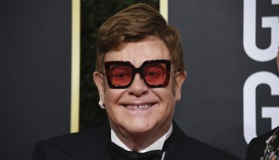Egymillió dollárt ajánlott fel Elton John az ausztrál tűzvész elleni alapnak