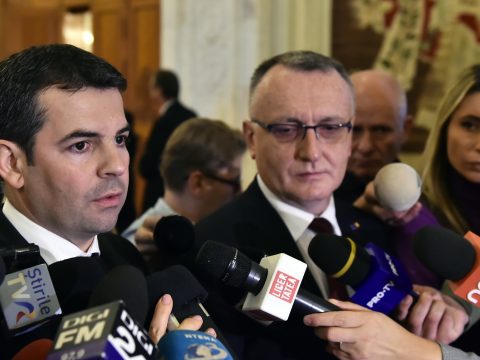 Sorin Cîmpeanu és Daniel Constantin PNL vezetőségi tagjai lesznek