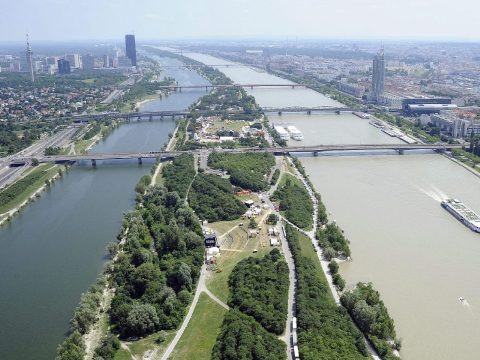 Ausztria és Litvánia is korlátozza a Romániából érkezők beutazását