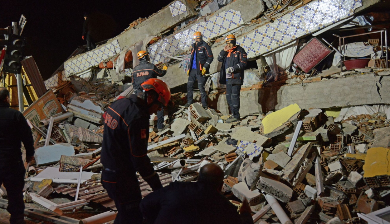 Erős földrengés rázta meg Délkelet-Törökországot