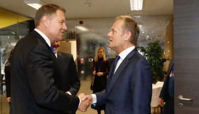 Az EMSZ felkérte Donald Tusk EPP-elnököt, hogy lépjen fel „Klaus Iohannis gyűlöletbeszéde ellen”