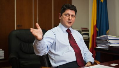 Corlăţean: felszólítom az államelnököt, hogy hirdesse ki a Trianon-törvényt
