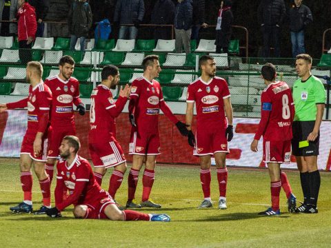 Sok a kérdőjel a futballban