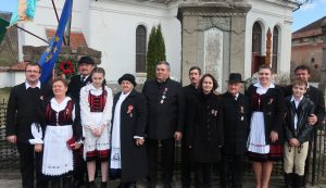 A bibarcfalviak idén is fejet hajtottak a magyar szabadságharcosok emléke előtt