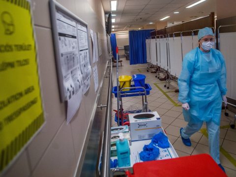 Tovább gyorsul a járvány terjedése Magyarországon