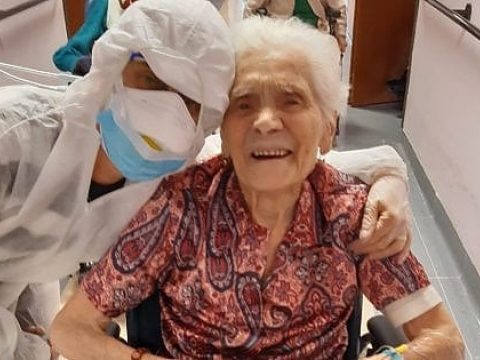 Egy 103 éves olasz nő, aki már a spanyolnáthát is túlélte, kigyógyult a COVID-19 vírusból is