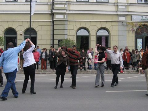 Mindenki tud táncolni!