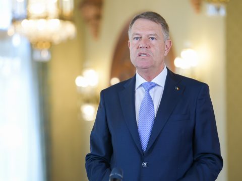 Iohannis az alkotmánybíróságra küldi a Trianon-törvényt