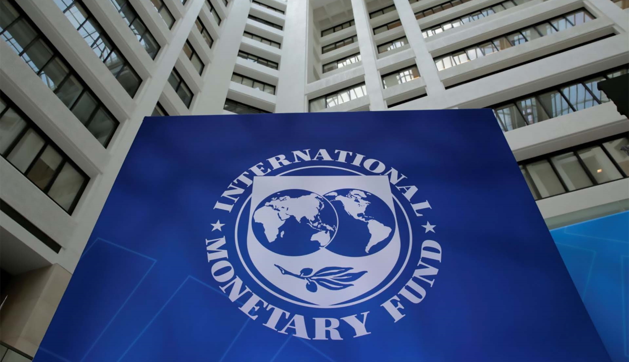 A korábbinál kisebb gazdasági visszaesést vár az idén az IMF