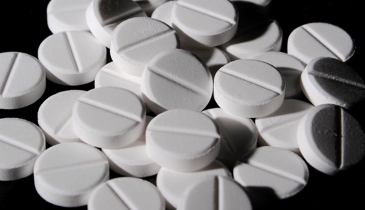 A gyógyszergyártók arra kérik a lakosságot, hogy ne halmozza fel a Paracetamolt