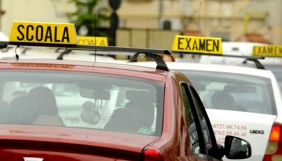 FRISSÍTVE: Továbbra sem kötik iskolai végzettséghez a hajtási jogosítvány megszerzését