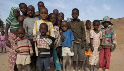 Tizenkilencmillió gyermek élt földönfutóként az erőszak miatt tavaly