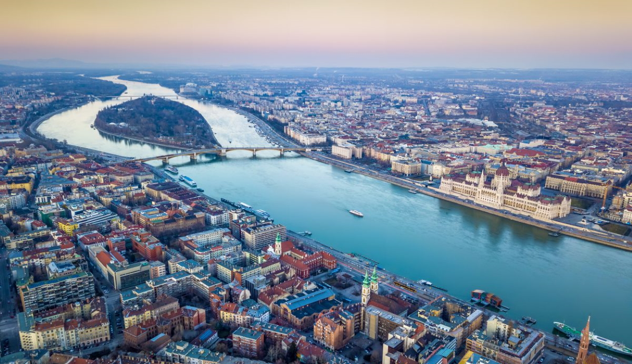 Több mint száz kilométerrel lett rövidebb a Duna