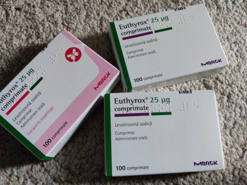 Ötezer doboz Eutirox gyógyszert osztanak szét nyolc városban