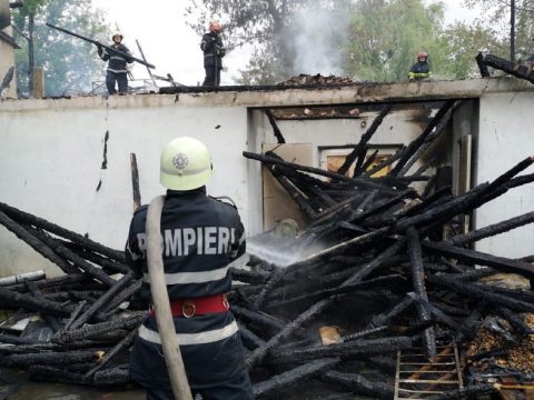 Tűz ütött ki a Kovács mészárszéknál