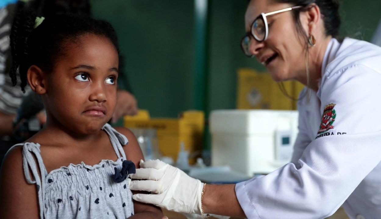 Kilenc milliárd dollárt gyűjtöttek gyermekek védőoltására