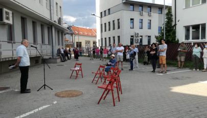 A mi Csontvárynk