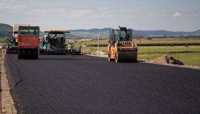 Bode: idén összesen 315 kilométernyi utat korszerűsítünk