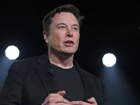 Elon Musk lett a világ leggazdagabb embere