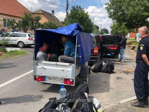 Bukaresti embercsempészt buktattak le a magyar határ térségében román határrendészek