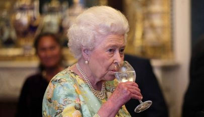II. Erzsébet királynő kedvenc italát dobta piacra a palota
