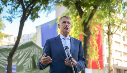 Iohannis üzenete a tanulóknak: mindegyikőtöknek lehetősége lesz most szuperhősnek lenni