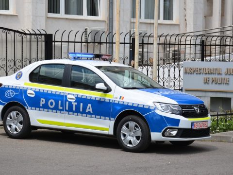 Tíz új járőrautót kapott a Kovászna megyei rendőrség