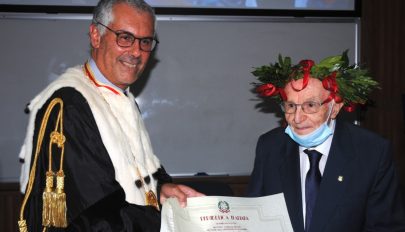 96 évesen, osztályelsőként végzett egyetemet egy olasz férfi