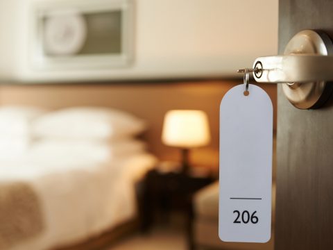 Európai viszonylatban Romániában a legmagasabb az elbocsátott szállodai alkalmazottak aránya