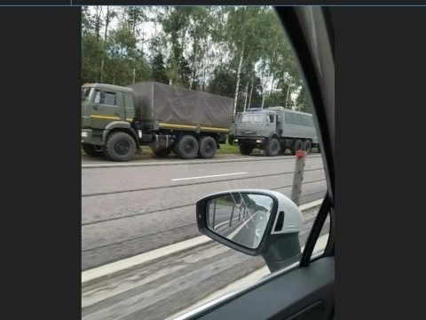 Orosz rendvédelmi egységek indultak meg hajnalban Belarusz felé