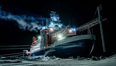 Széttört a jégtábla, amin a világ legjelentősebb sarkkutató tábora állt